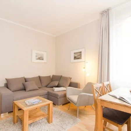 3 Lotsenkoje Apartment *